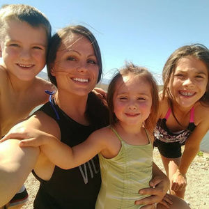 MEET YOUR POSHER - HANNAH